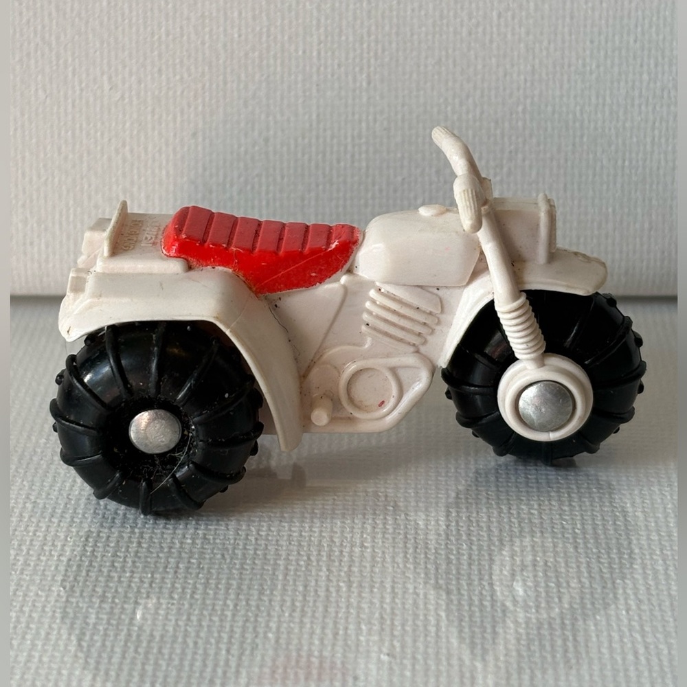 Rare Vintage 1980 Honda 3 Wheeler Toy Hong Kong 3” Toy Orange Seat Sand Tires